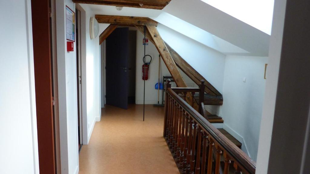 La Maison Des Randonneurs Hostel Auxerre Εξωτερικό φωτογραφία